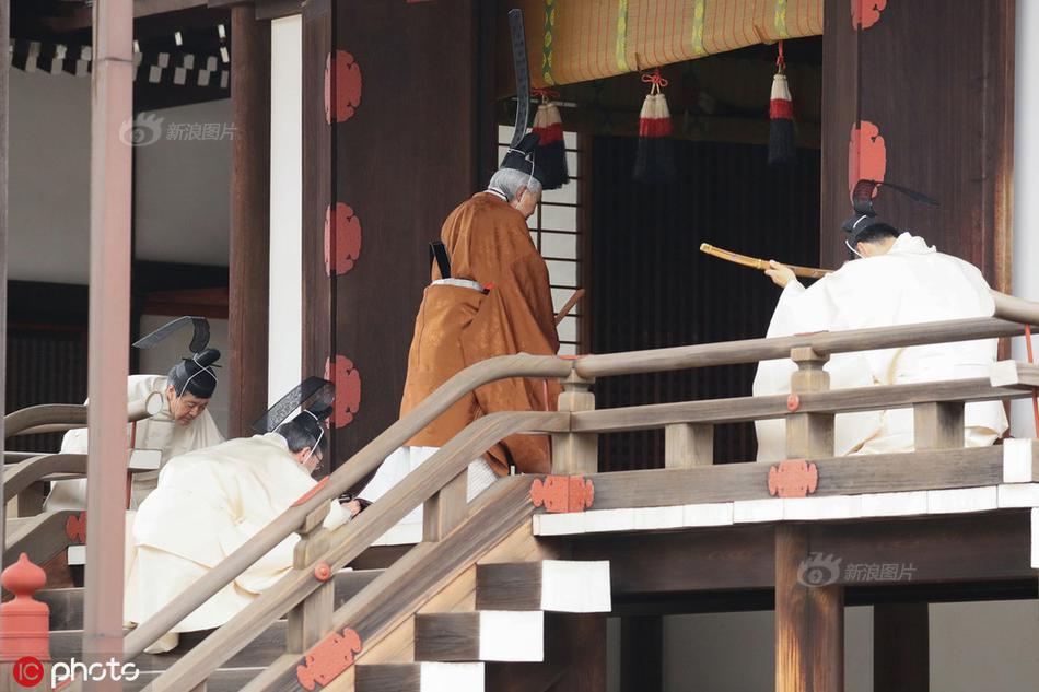 延續(xù)內(nèi)衣秀 《洛奇英雄傳：永恒》角色美麗露出